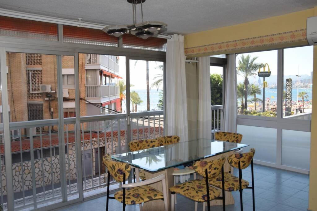 Apartamento En El Paseo Maritimo De Benidorm Buitenkant foto