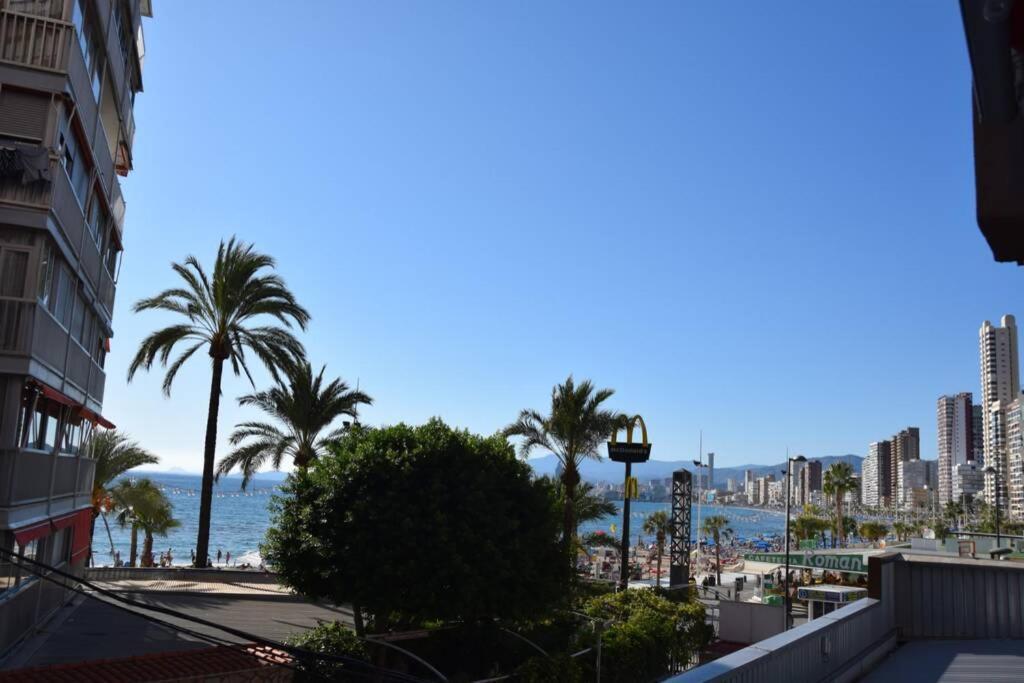 Apartamento En El Paseo Maritimo De Benidorm Buitenkant foto